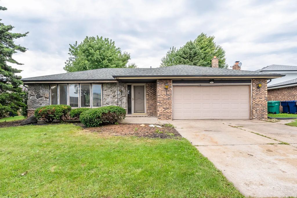 15612 Heather Court, Orland Park