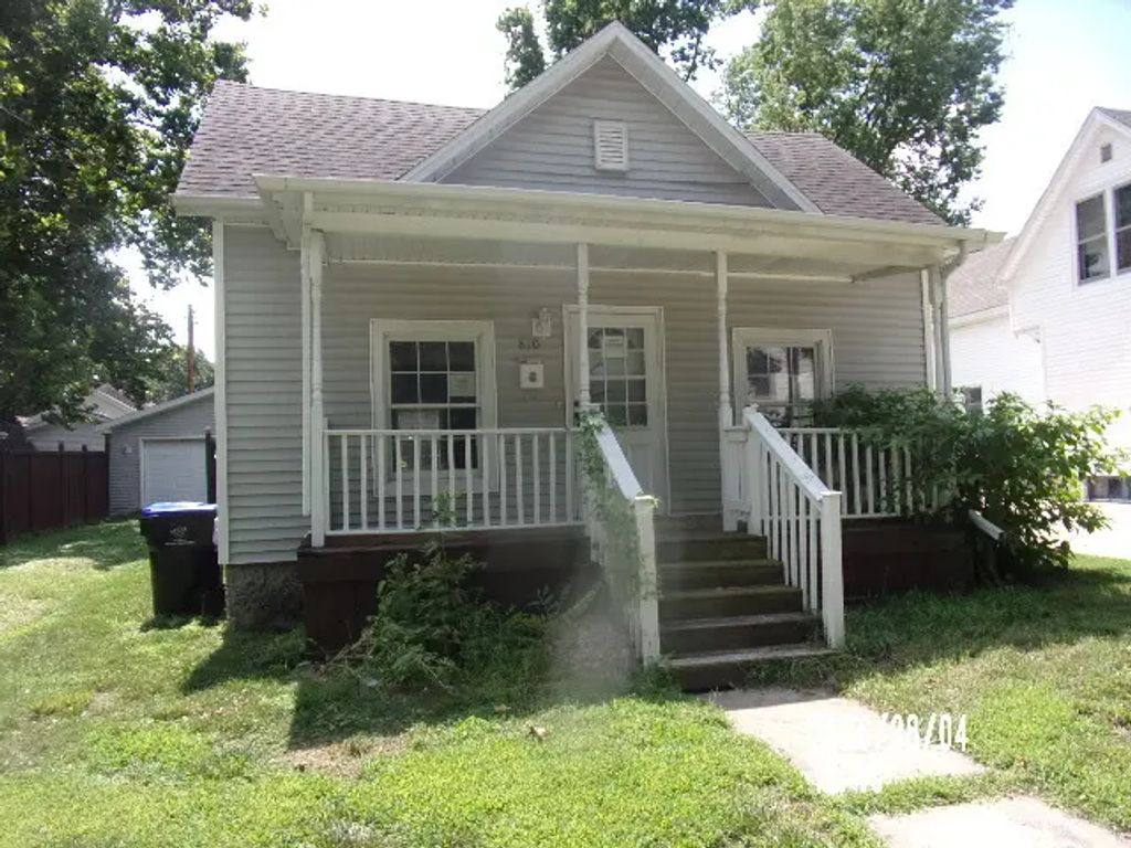 810 W Mill Street, Bloomington