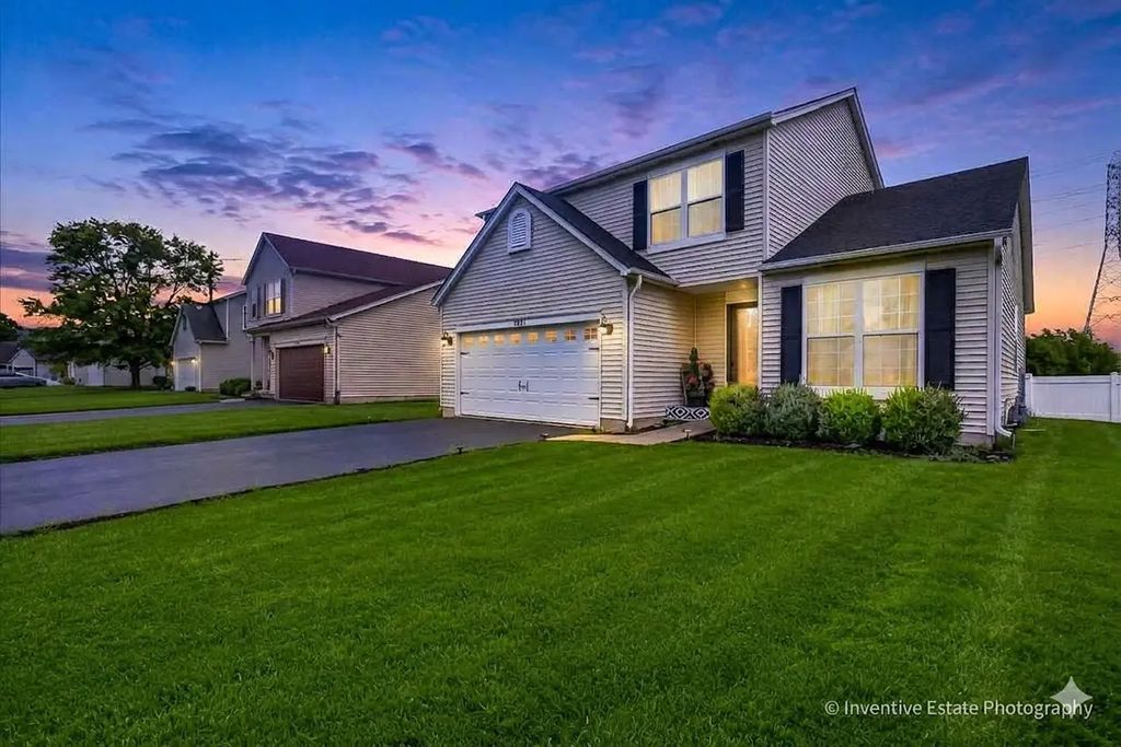 2031 Ridgemoor Drive, Plainfield