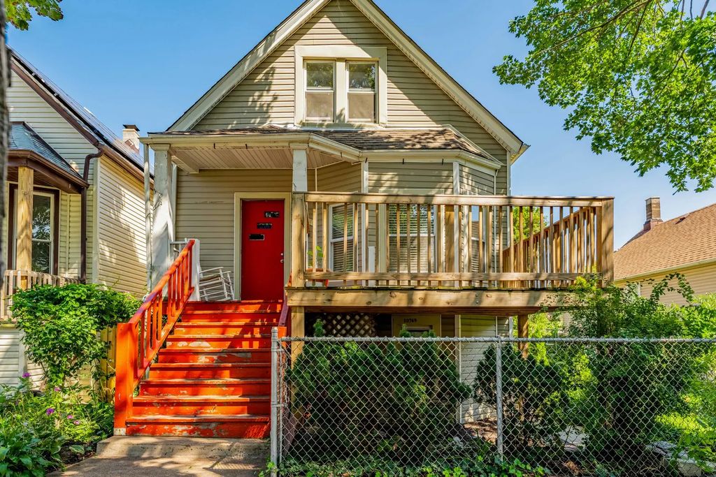 10749 S Avenue J, Chicago
