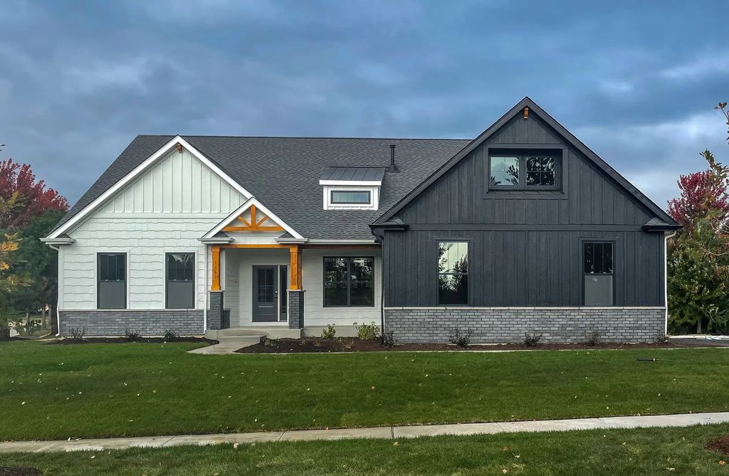 214 Burr Oak Circle, Elgin