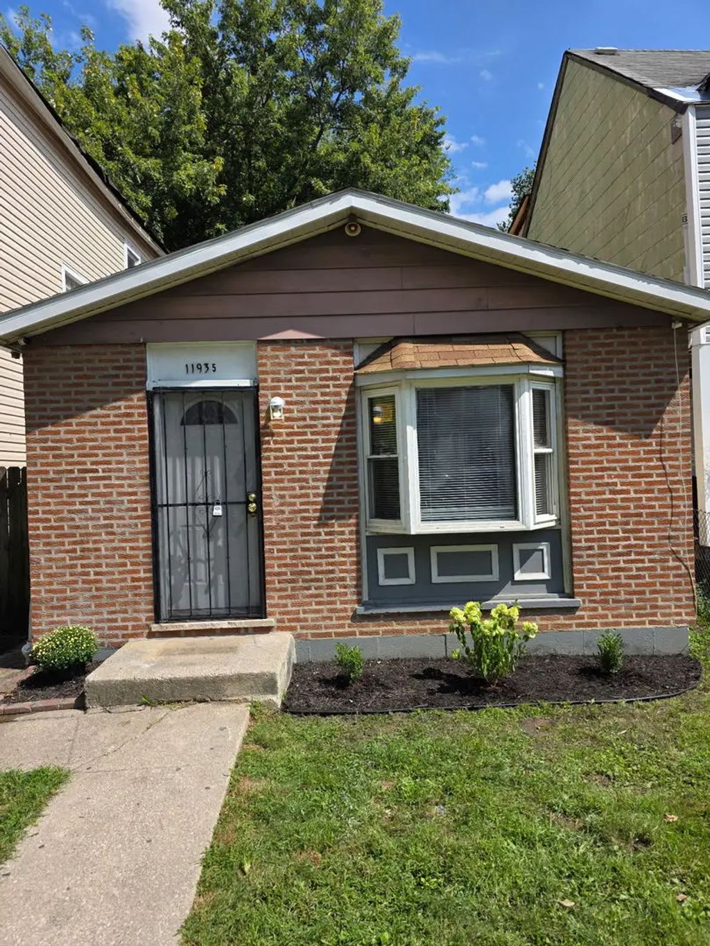 11935 S Wallace Street, Chicago, 60628