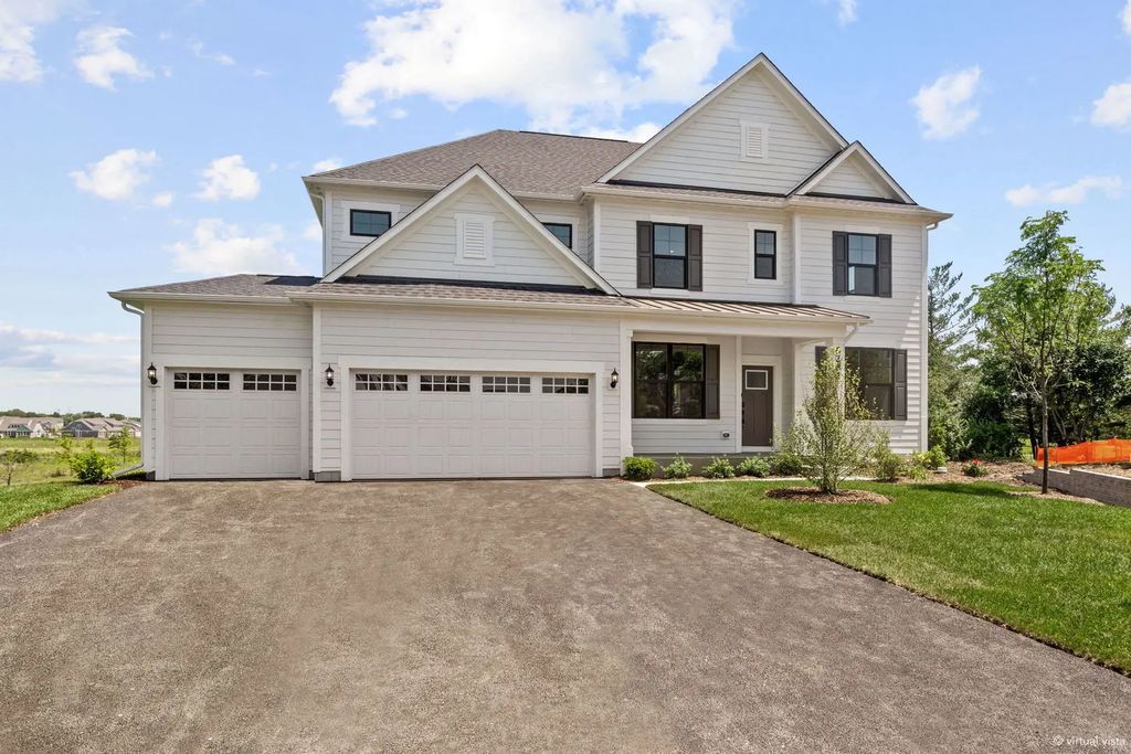6285 Lee Court, Lisle
