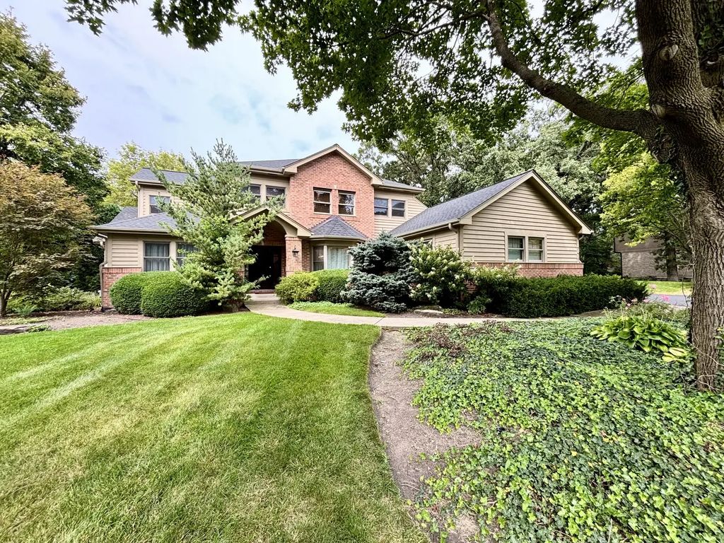 7417 Inverway Drive, Lakewood