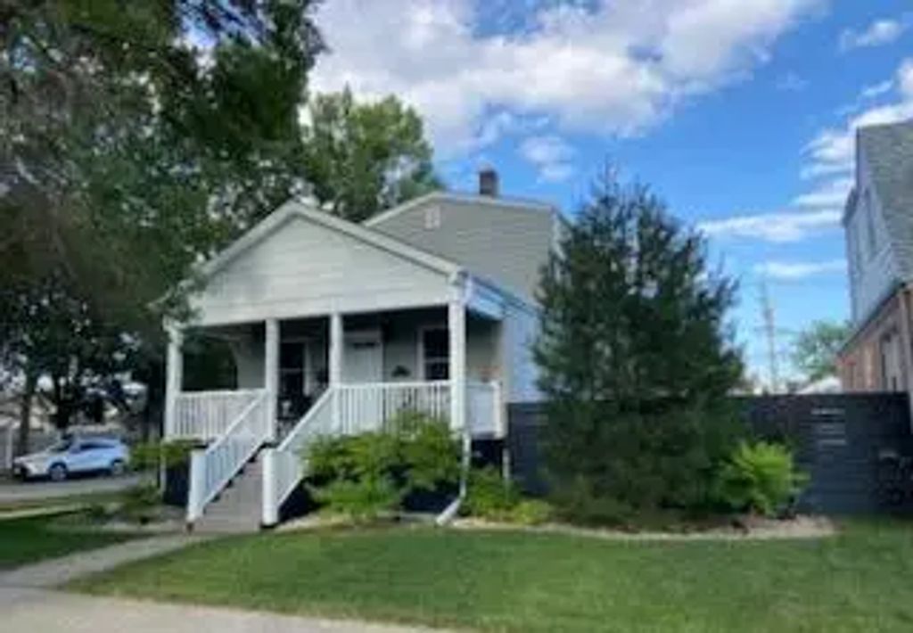 3655 N Page Avenue, Chicago, 60634
