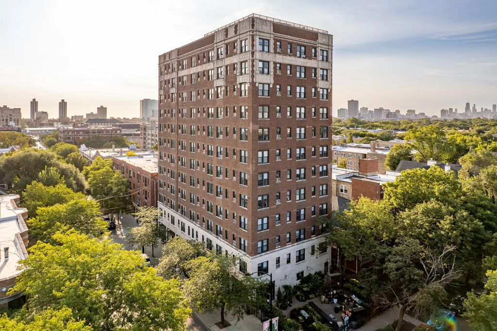1325 W Wilson Avenue 805, Chicago