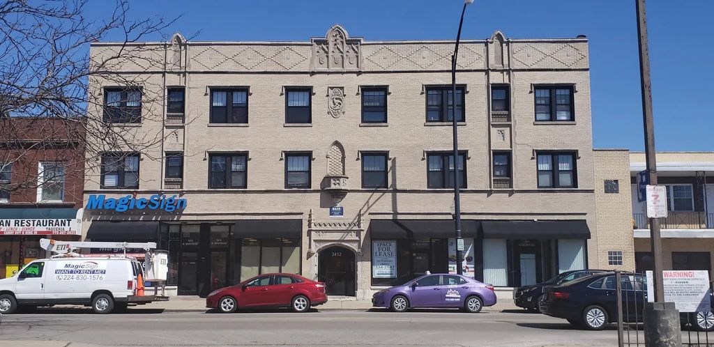 3412 W Montrose Avenue 209, Chicago