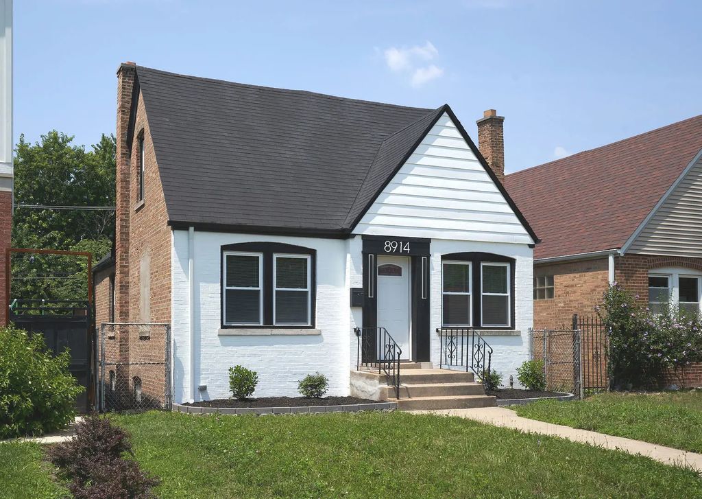 8914 S Normal Avenue, Chicago