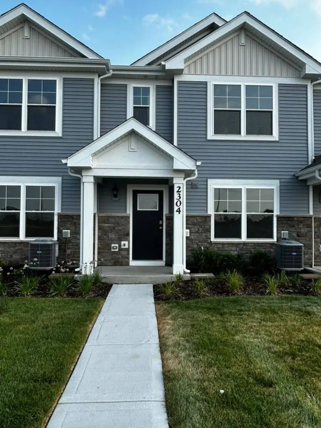 2304 Noble Lane, Yorkville