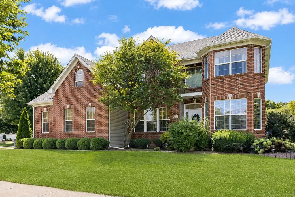 512 Arrowhead Drive, Yorkville