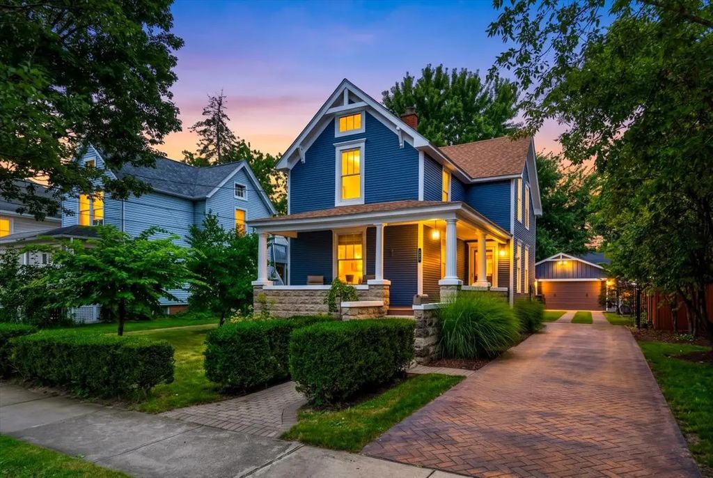 321 North Avenue, Naperville