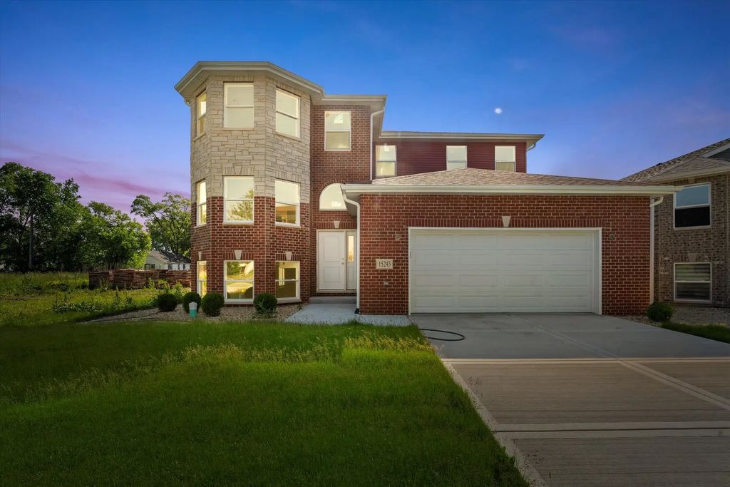 15243 7th Avenue, Phoenix