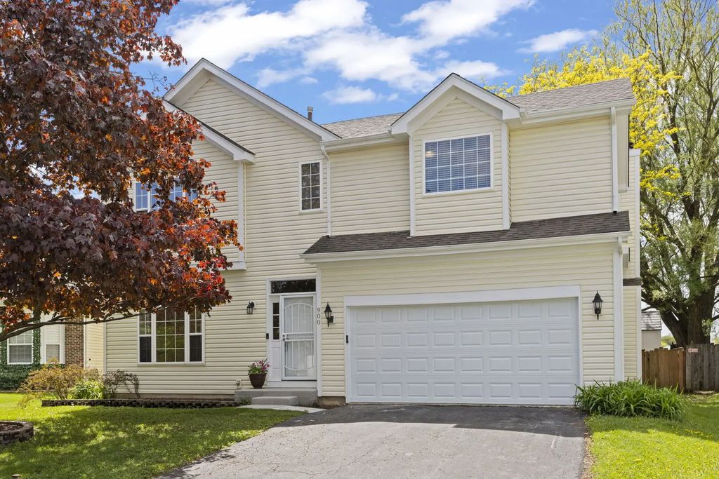 900 Chelsea Court, Aurora