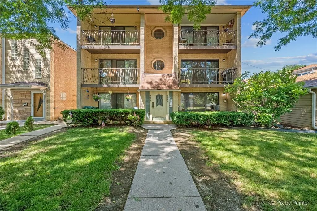 5312 W Windsor Avenue 2w, Chicago