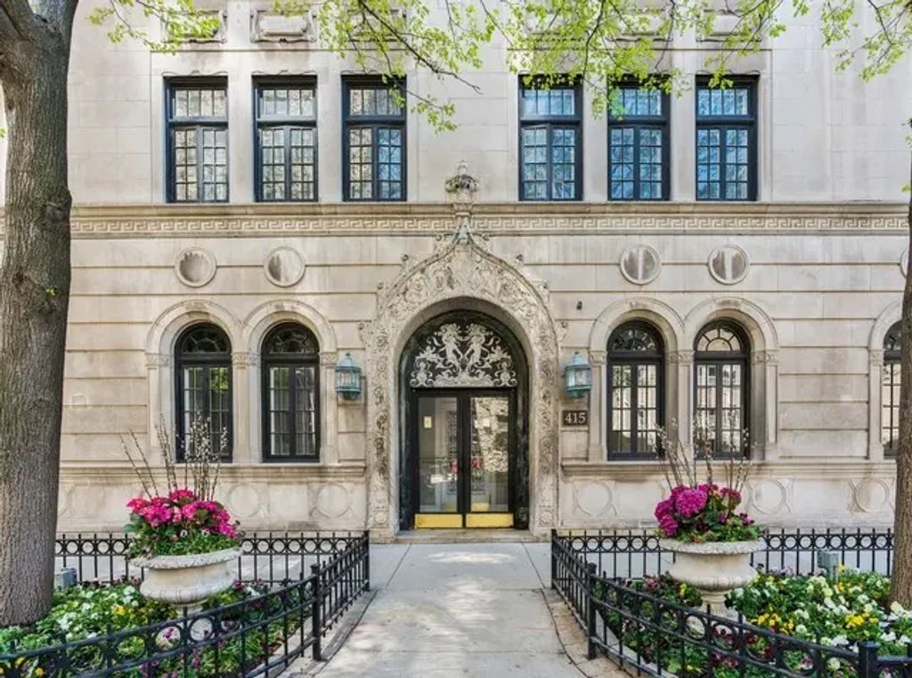 415 W Aldine Avenue 6a, Chicago, 60657