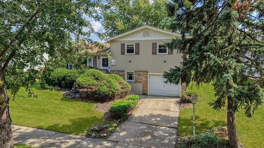 5809 Orange Lane, Oak Forest