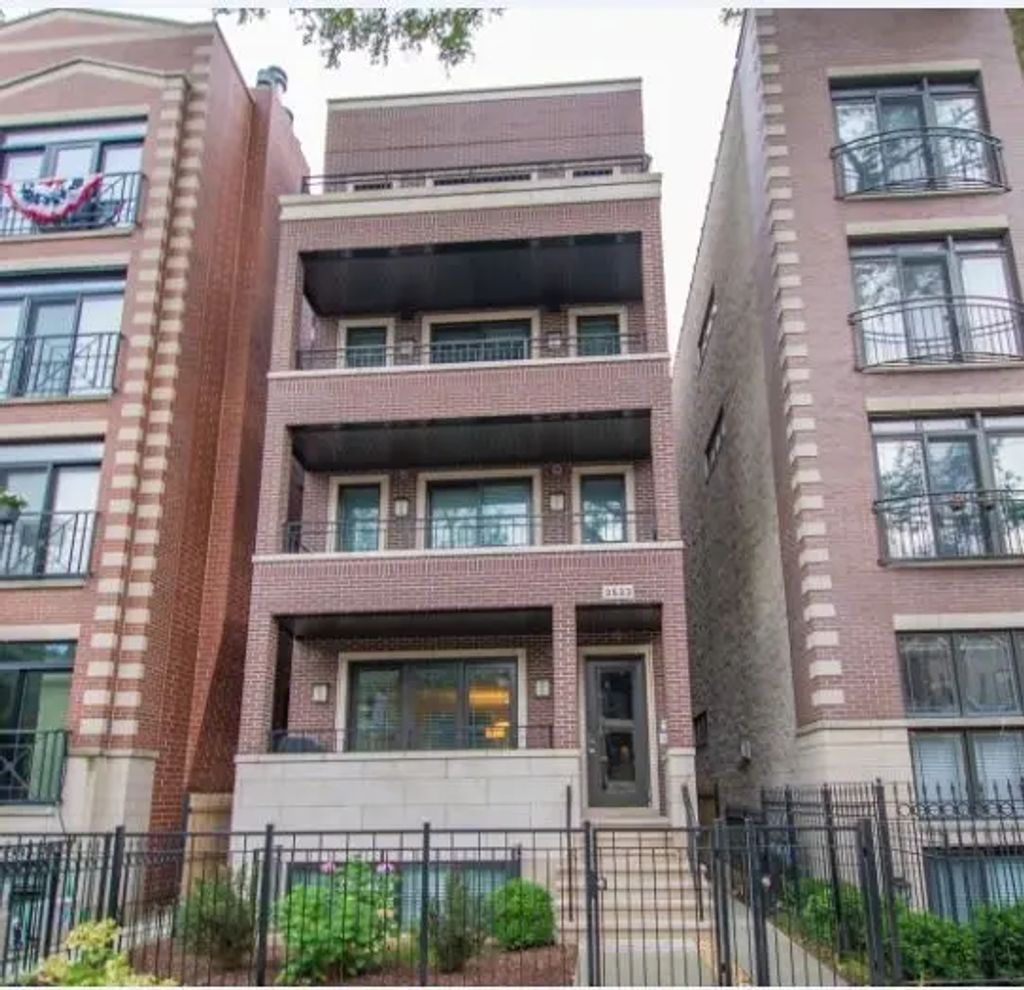 3533 N Wilton Avenue 2, Chicago