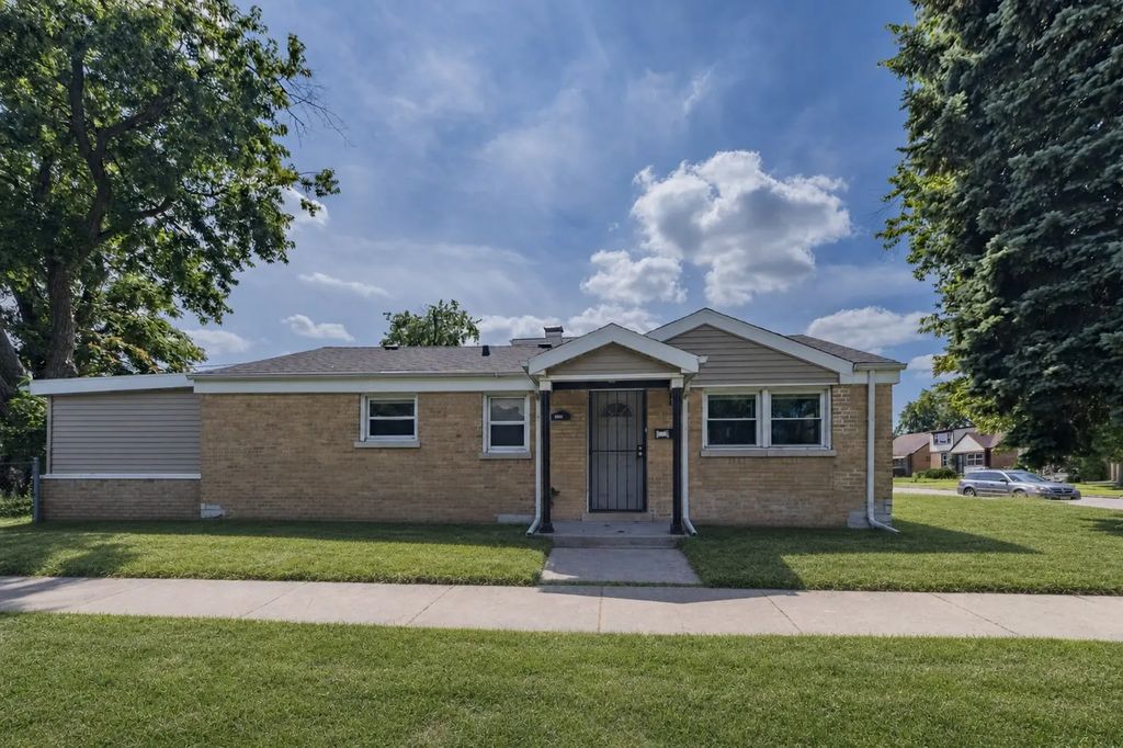 12701 S Green Street, Chicago