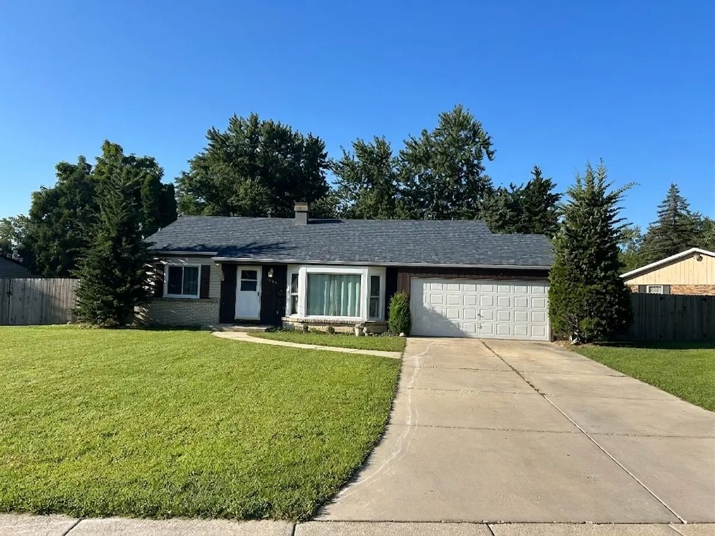 1285 Constellation Drive, Aurora