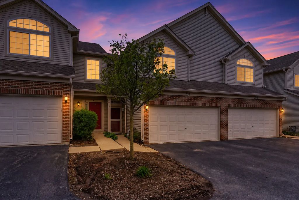 394 Jamestown Court, Aurora