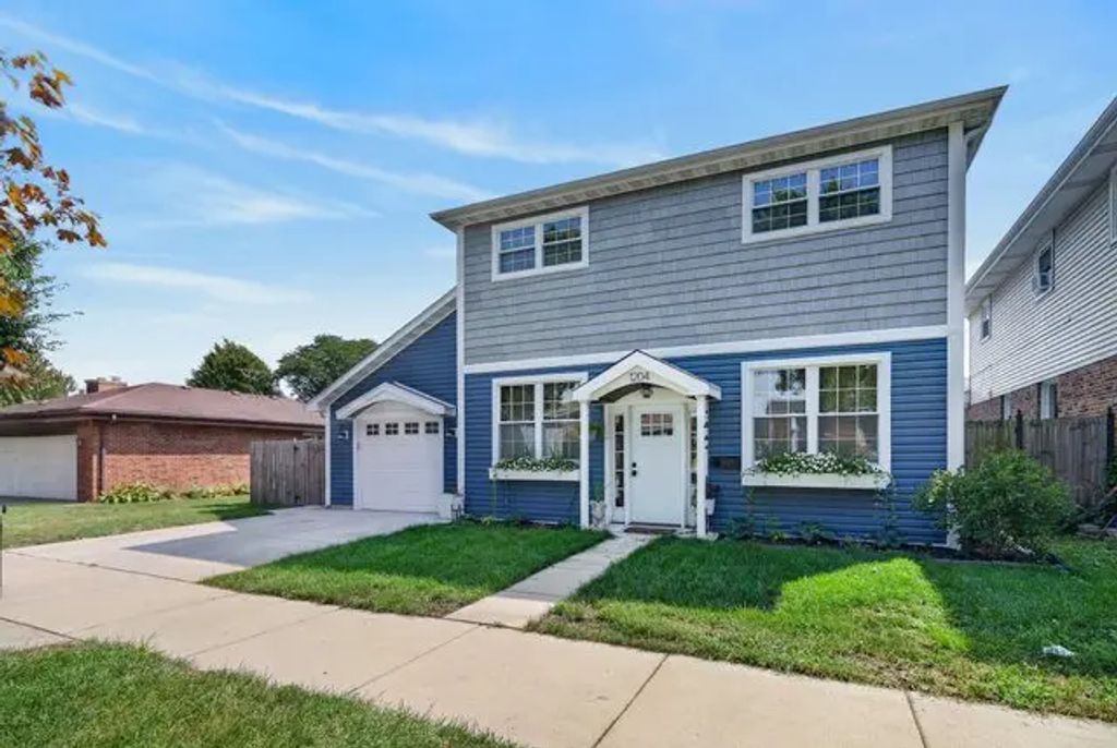 1204 Division Street, Melrose Park