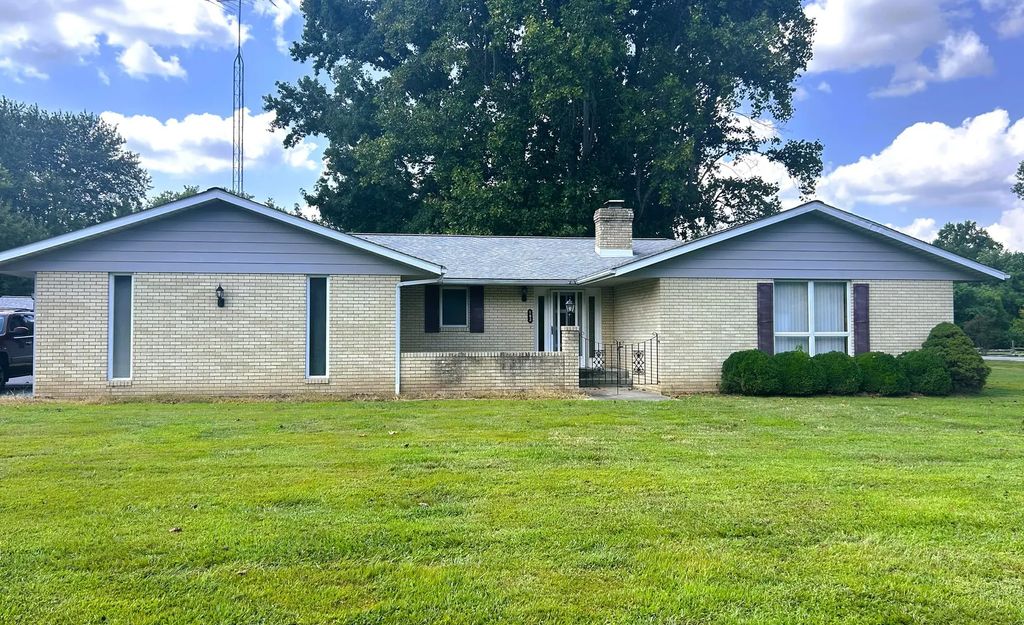 193 Maes Road, Murphysboro