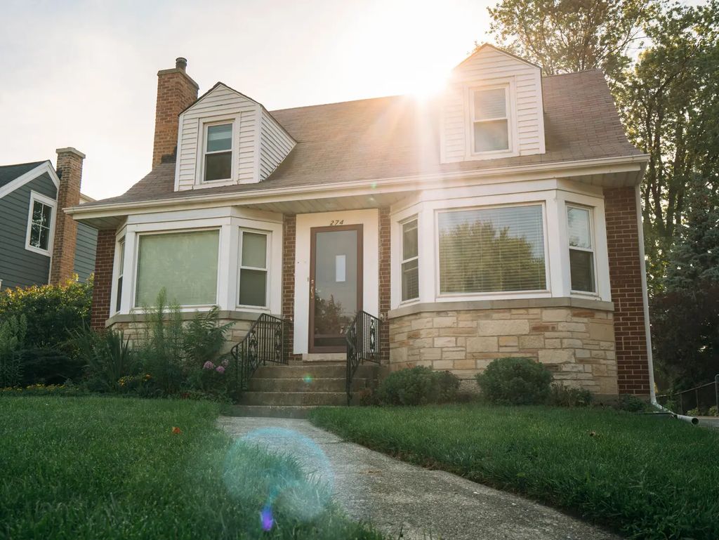 274 N Berteau Avenue, Elmhurst