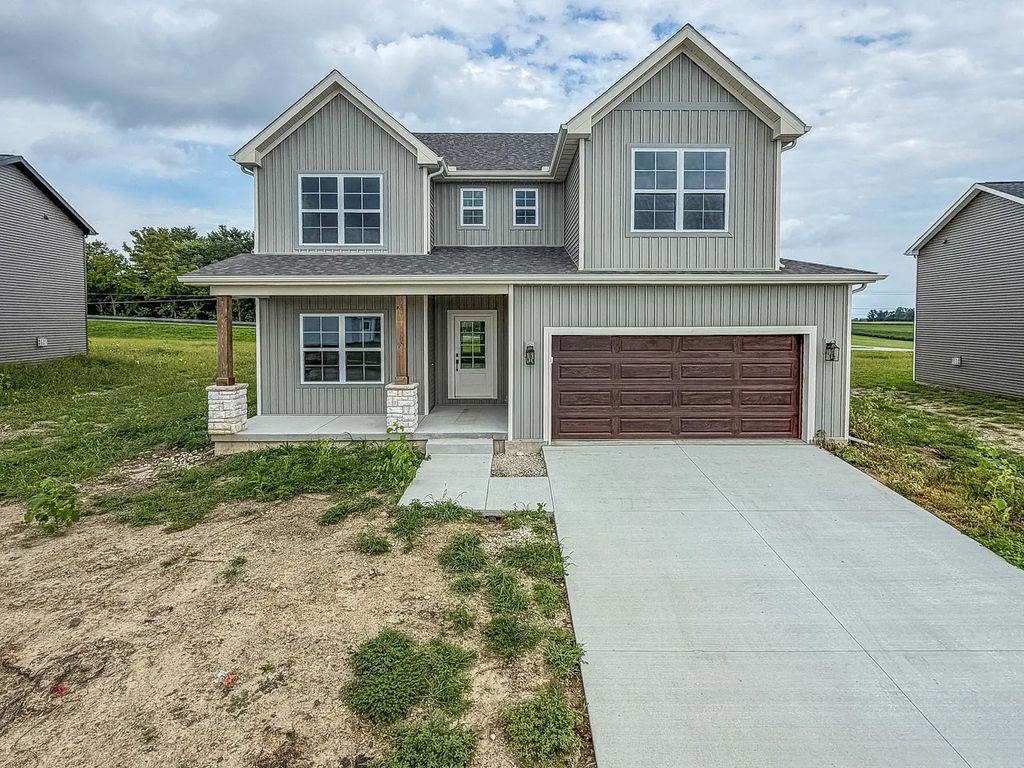 508 N Beacon Hill Circle, Urbana
