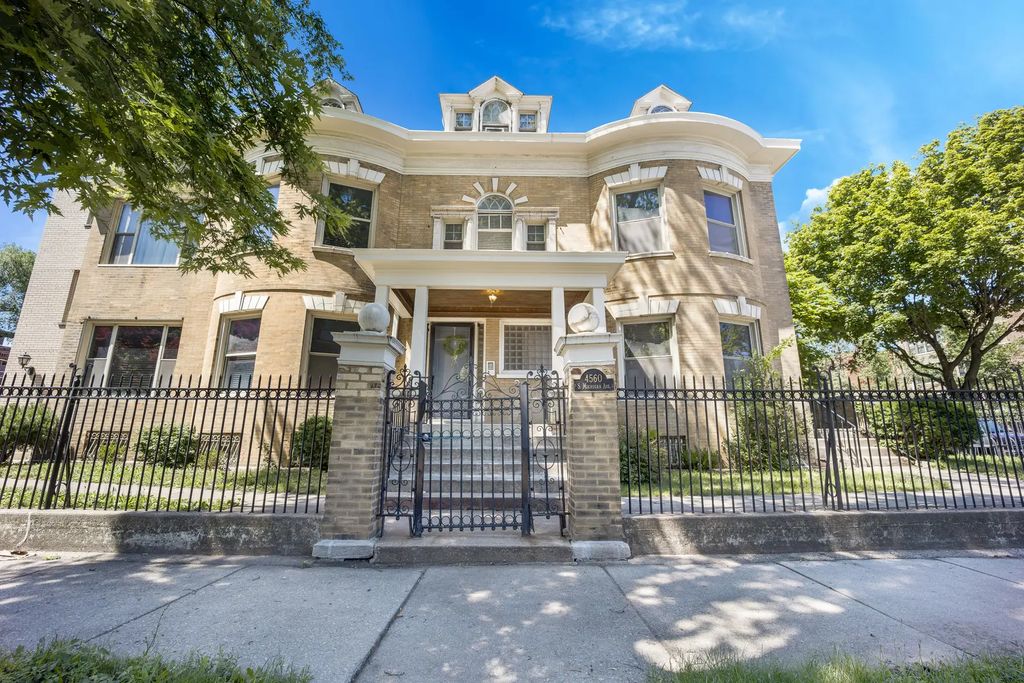 4560 S Michigan Avenue 1, Chicago, 60653