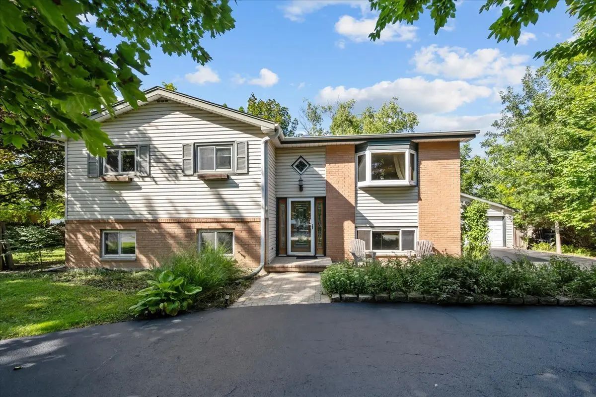 Photo of Listing #12745820