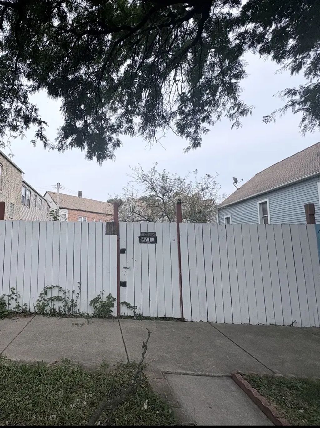 4537 S Laflin Street, Chicago