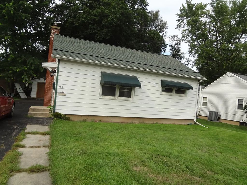 379 E Lincoln Street, Sycamore