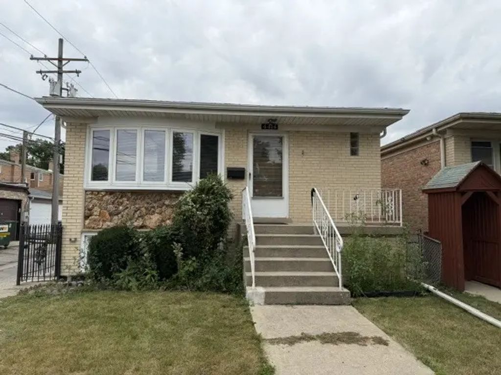 4414 N Nagle Avenue 1, Harwood Heights