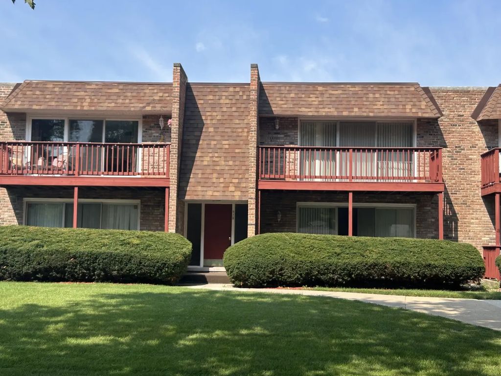518 N Roberts Drive N 2b, Glenwood