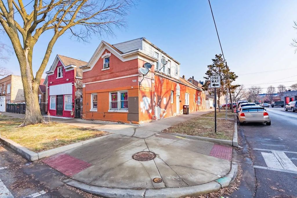 2859 S Homan Avenue, Chicago