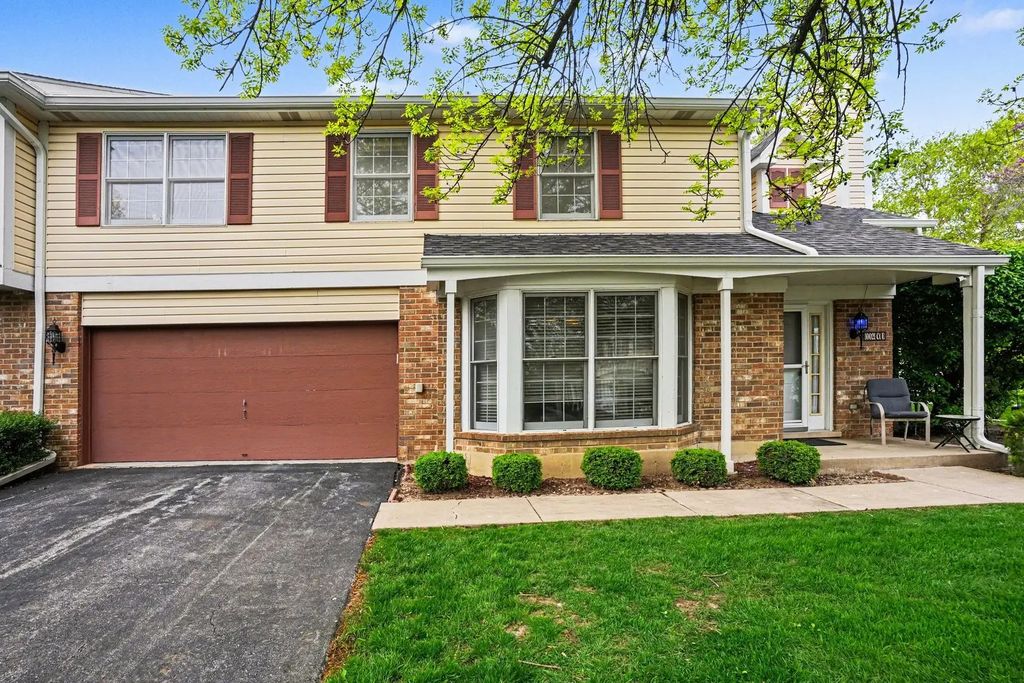 10021 Cambridge Court, Mokena