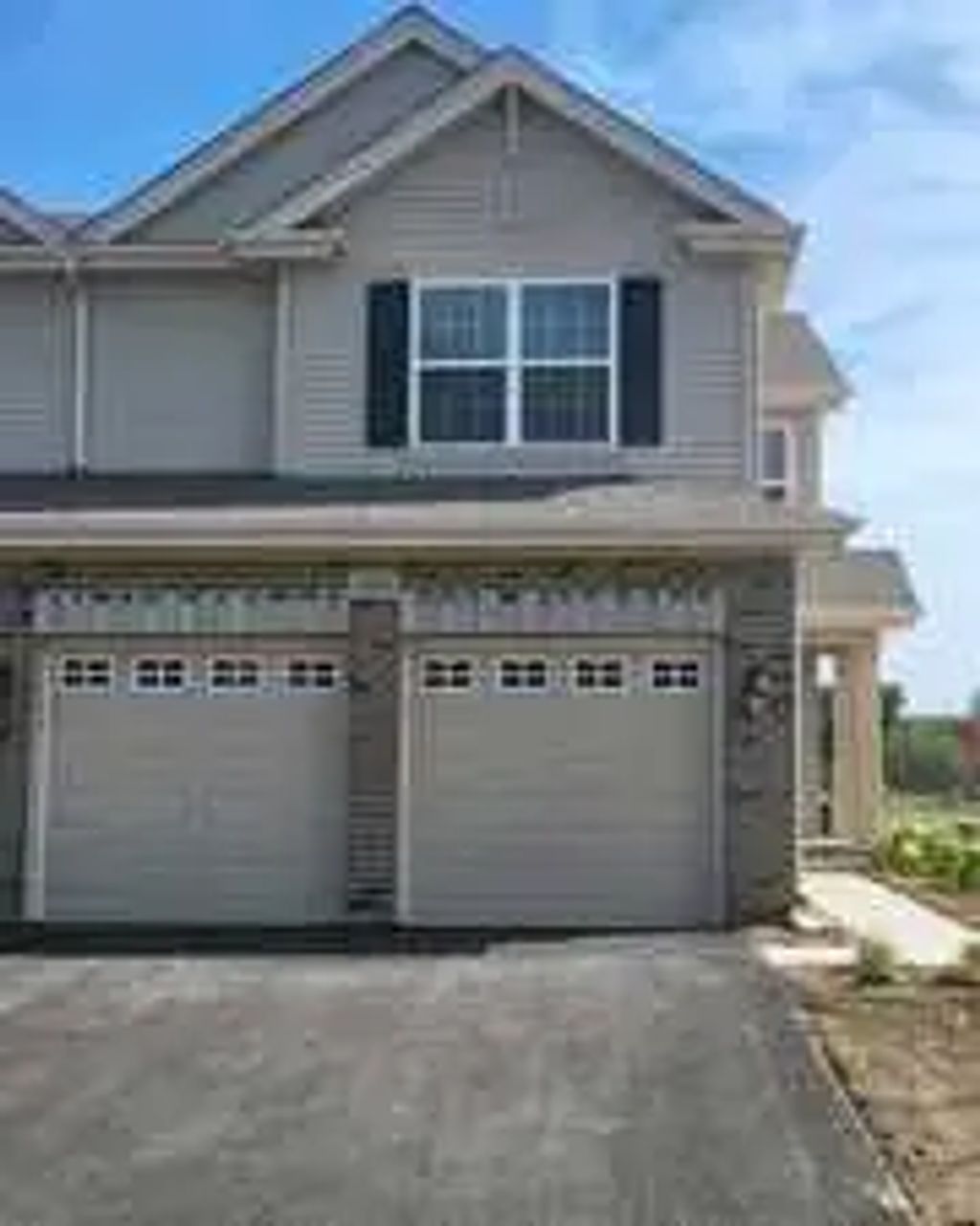 1801 Turtle Creek Drive, Aurora