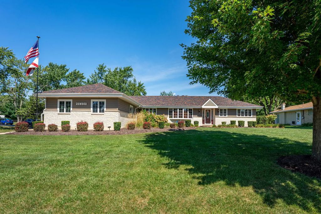21w302 Woodview Drive, Itasca
