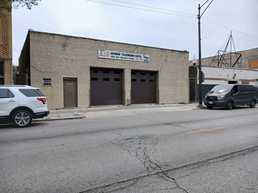 5031 W Belmont Avenue, Chicago, 60641