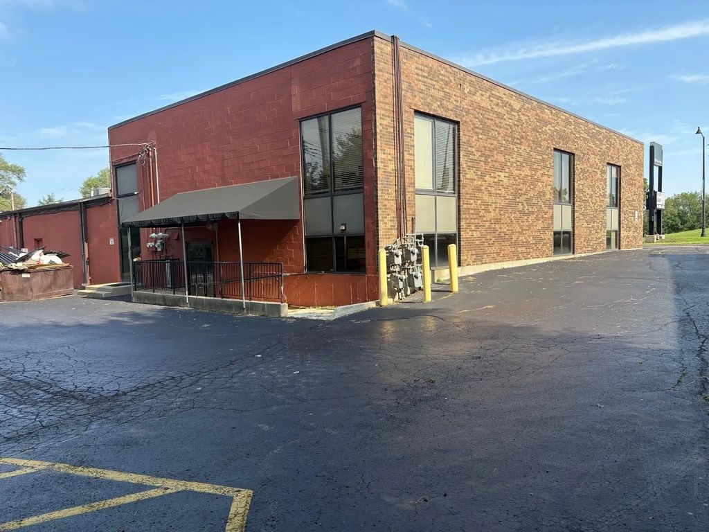 4315 E State Street 01-a, Rockford