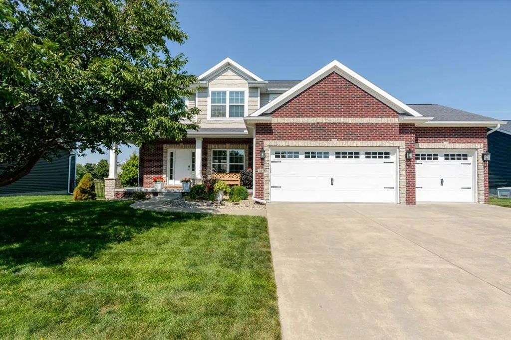 5808 Sugarberry Avenue, Bloomington