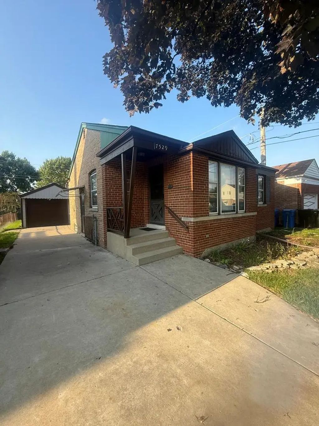 7529 W Rosedale Avenue, Chicago, 60631