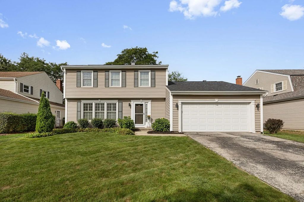 1481 Oxford Drive, Buffalo Grove