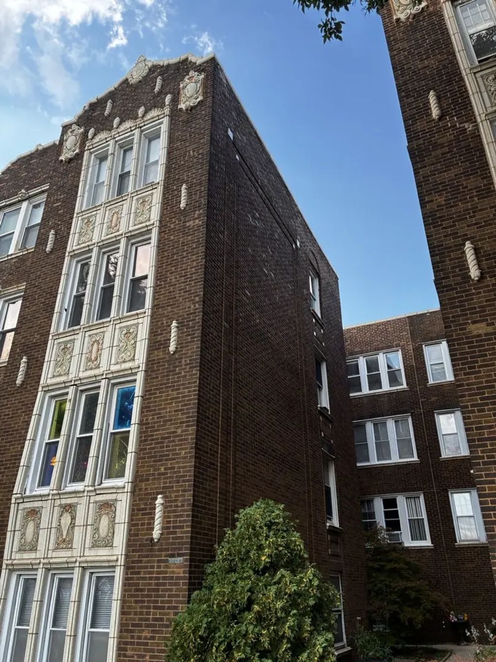 2840 W Addison Street 2s, Chicago, 60618