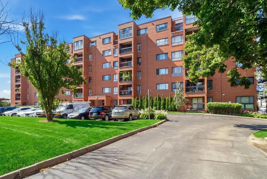 3700 Capri Court 408, Glenview, 60025