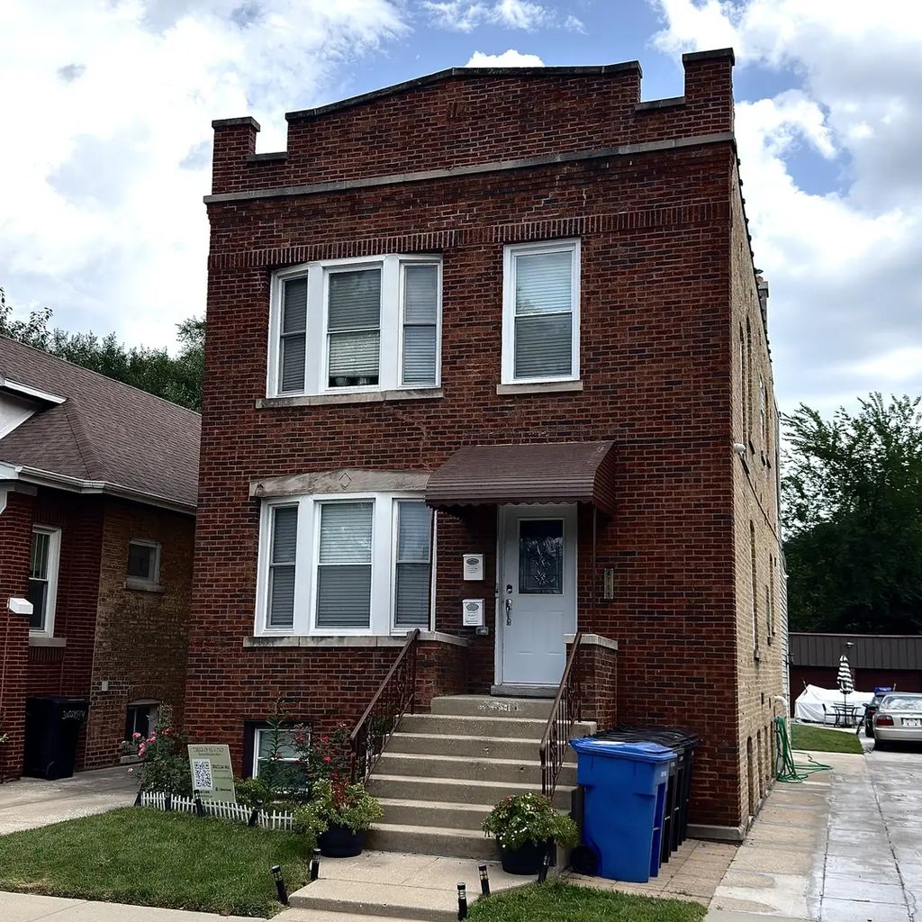 4711 N Kenton Avenue 1, Chicago, 60630
