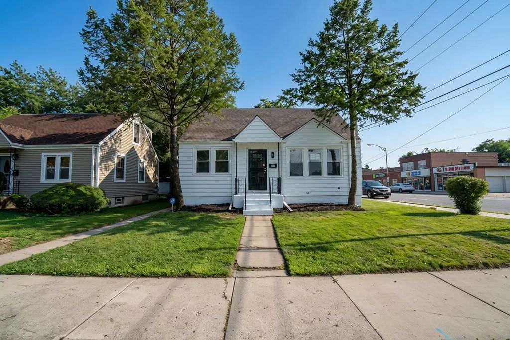 201 E 143rd Street, Dolton