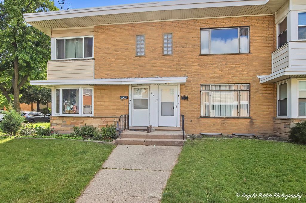 4912 Crain Street E B, Skokie, 60077