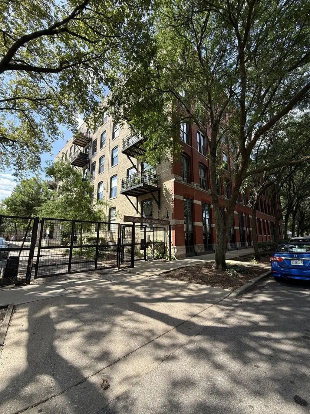 2511 W Moffat Street 201, Chicago, 60647