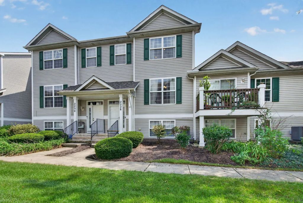 2228 Graystone Drive, Joliet